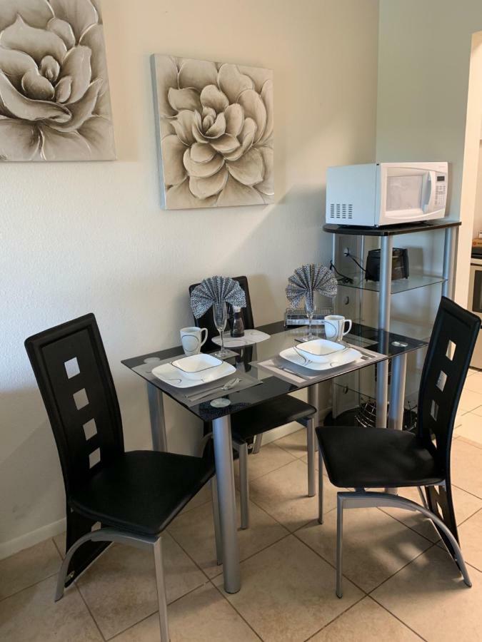 Sienna Park Apartments Сарасота Экстерьер фото