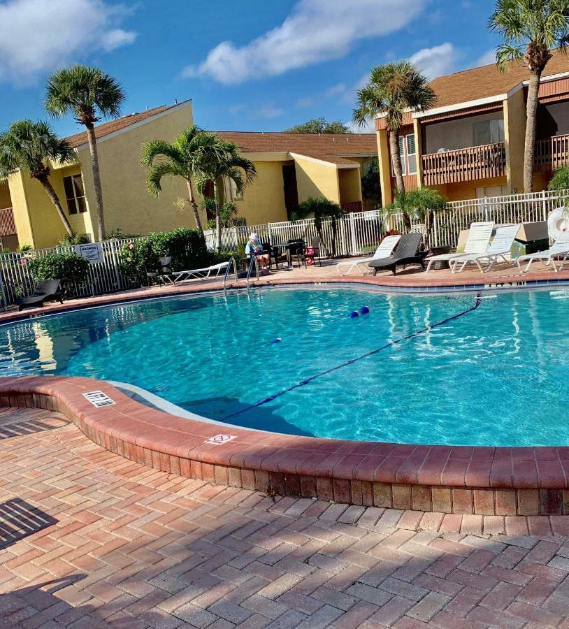 Sienna Park Apartments Сарасота Экстерьер фото